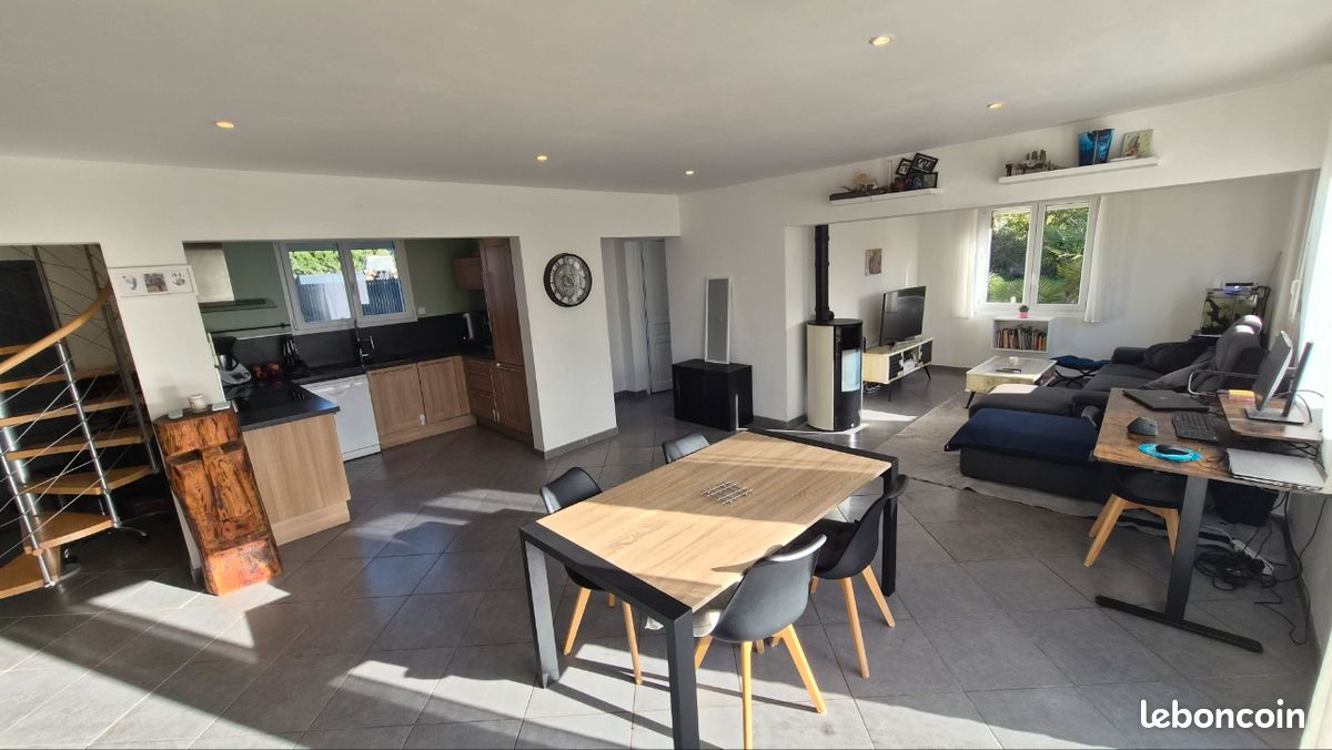 Maison 5 pièces 106 m² · à Terre-et-Marais · 106 m² · 219 000 €