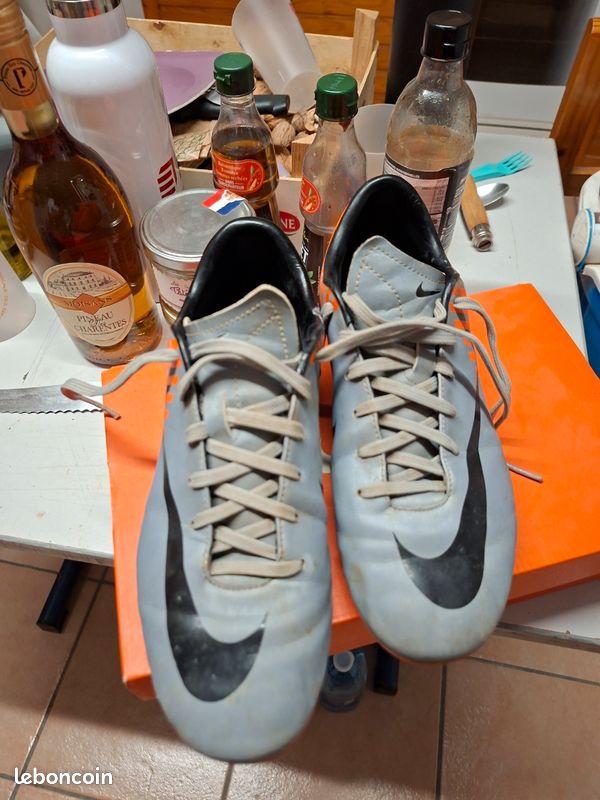 Chaussures de foot (image 1)
