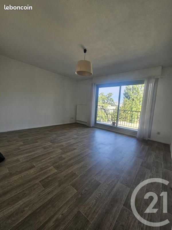 Appartement 3 pièces 80 m² · à Mérignac · 80 m² · 1 050 €/mois