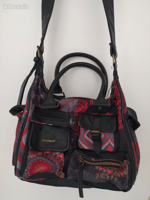 Marque Desigual Sac Desigual Rouge Sac à Main Desigual Noir, Gros