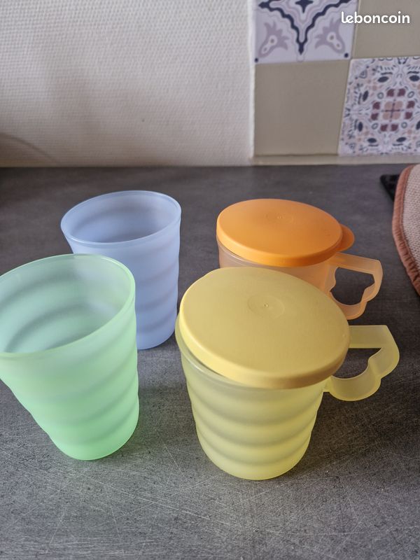 Lot de 4 verres TUPPERWARE (image 1)