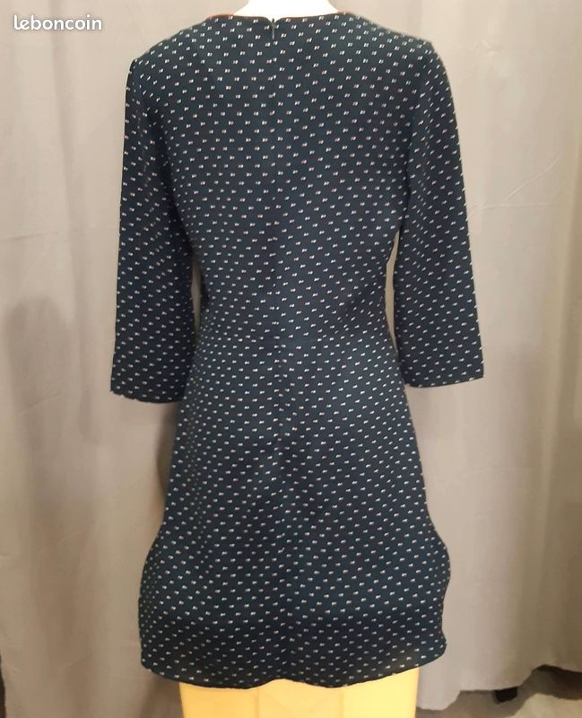 Robe t 38 (image 3)