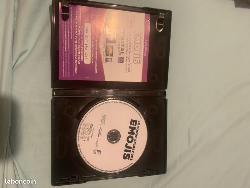 Le monde secret des emojis DVD neuf (image 3)