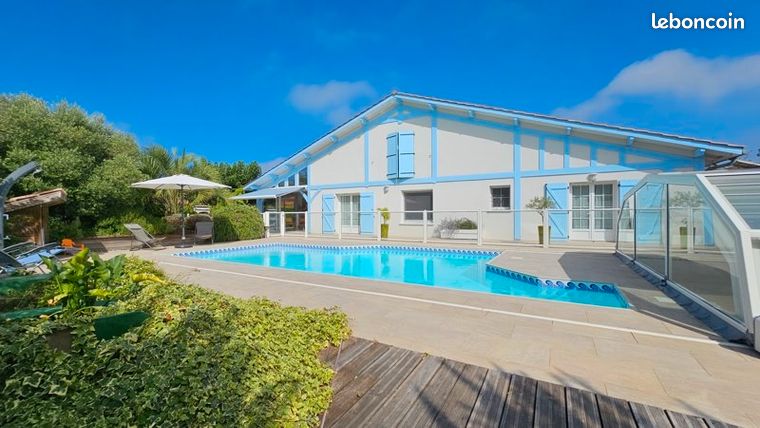 Maison 5 pièces 220 m²