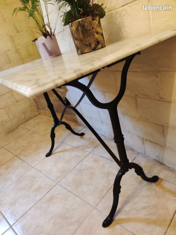 Table de bistrot (image 2)