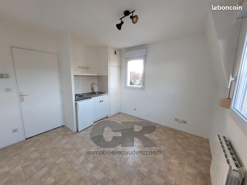 Appartement 1 pièce(s) 18 m²à louer Metz