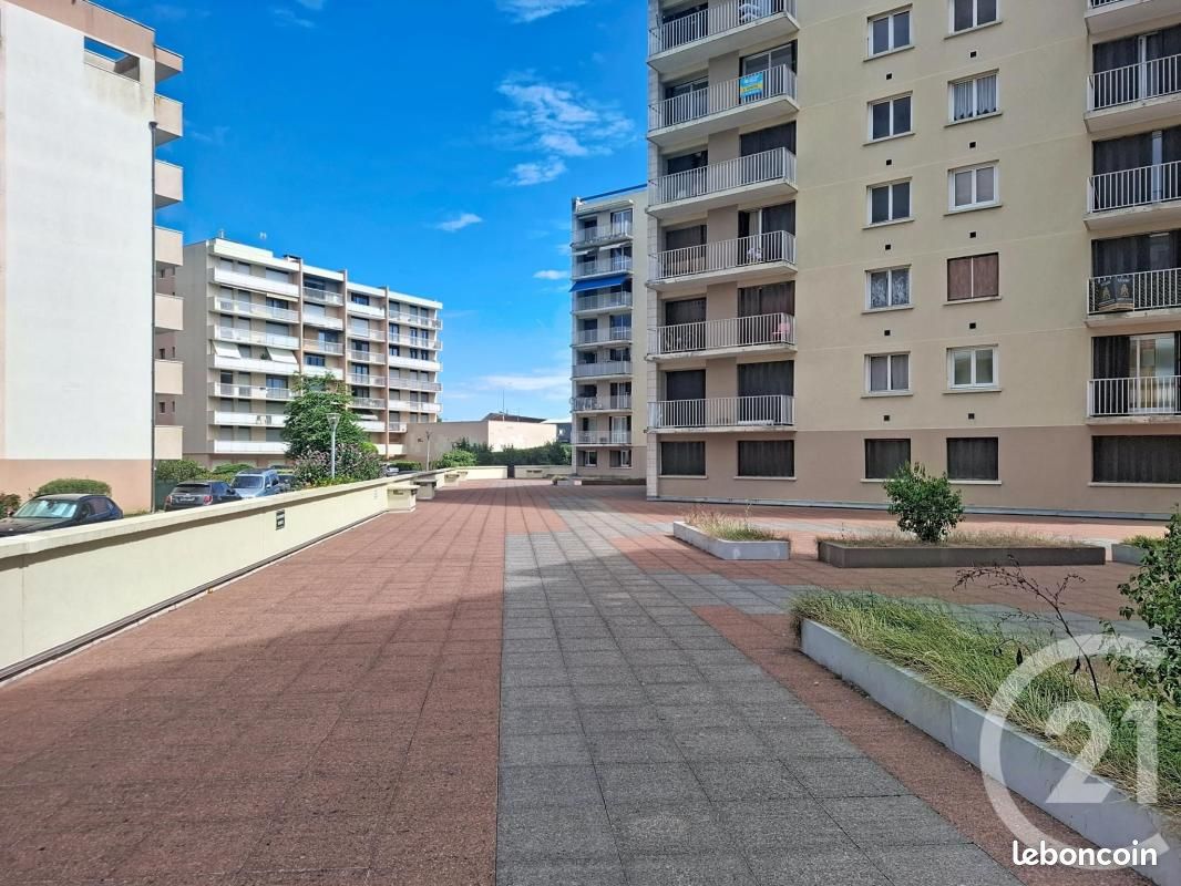 Appartement 4 pièces 77 m² · à Melun · 77 m² · 158 000 €