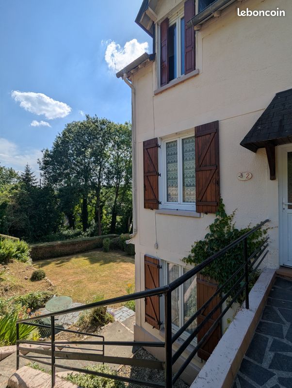 Maison 8 pièces 171 m² · à Lillebonne · 171 m² · 130 000 €