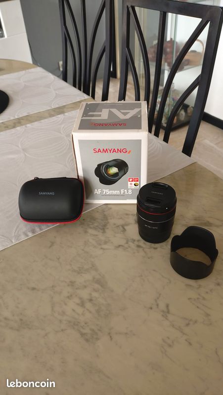 Objectif SAMYANG 75mm F1.8 - Sony FE (image 1)