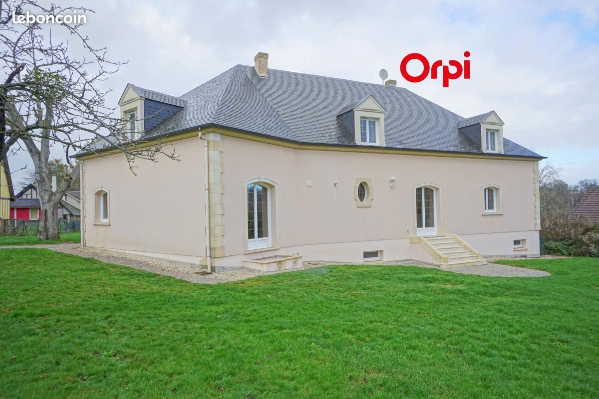 Maison 5 pièces 248 m² · à Brionne · 248 m² · 1 250 €/mois
