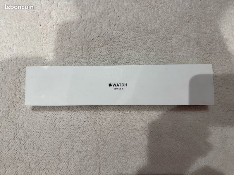 Apple Watch (image 1)