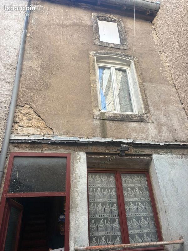 Maison 3 pièces 77 m² · à Toul · 77 m² · 35 000 €