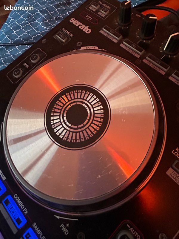 Table de mixage Pioneer DDJ-SR1 (image 3)
