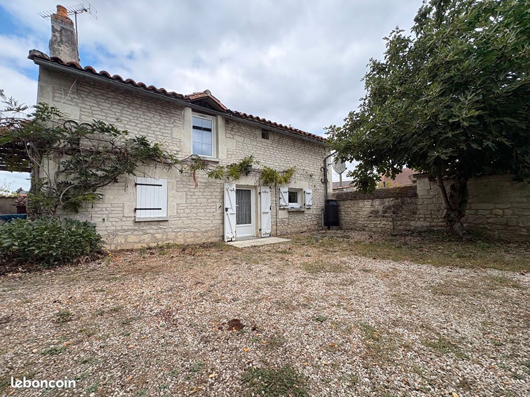 Maison 4 pièces 80 m² · à Berthegon · 80 m² · 139 000 €