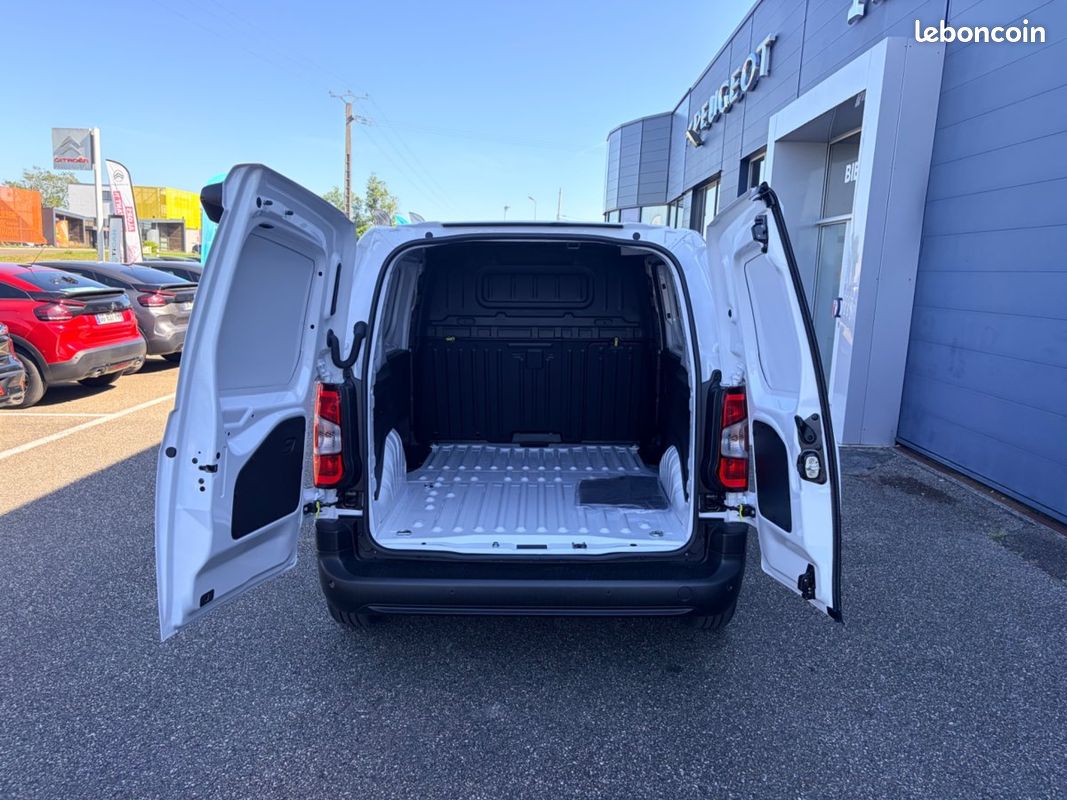 Citroën Berlingo Van (3) M Diesel CU standard 100 ch Mnuelle (image 24)