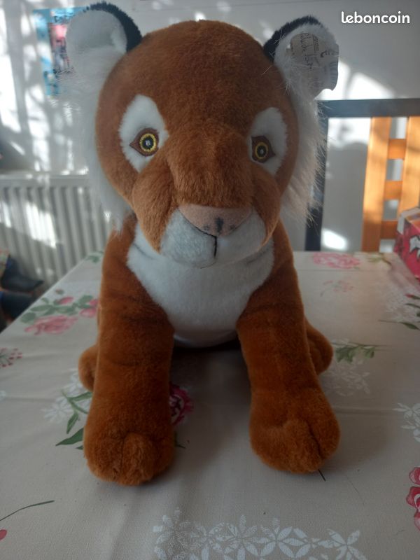 Peluche lion (image 1)