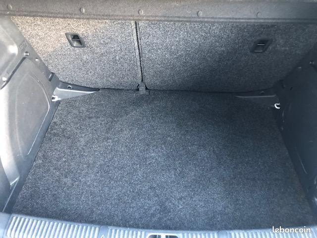 Skoda FABIA 1.2 STYLE 5 PORTES (image 9)