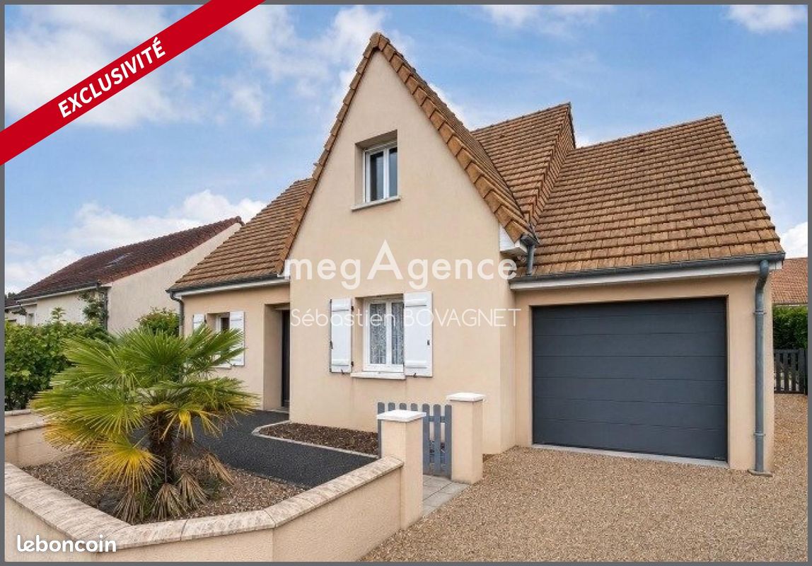 Maison 6 pièces 98 m² · à Écommoy · 98 m² · 240 000 €