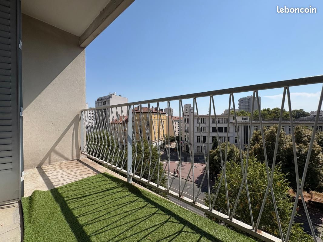 Appartement 3 pièces 56 m² · à Villeurbanne · 56 m² · 898 €