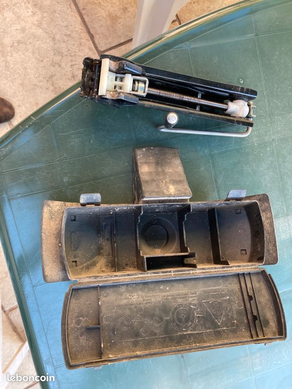 206 Peugeot Cric dans sa boite (image 2)