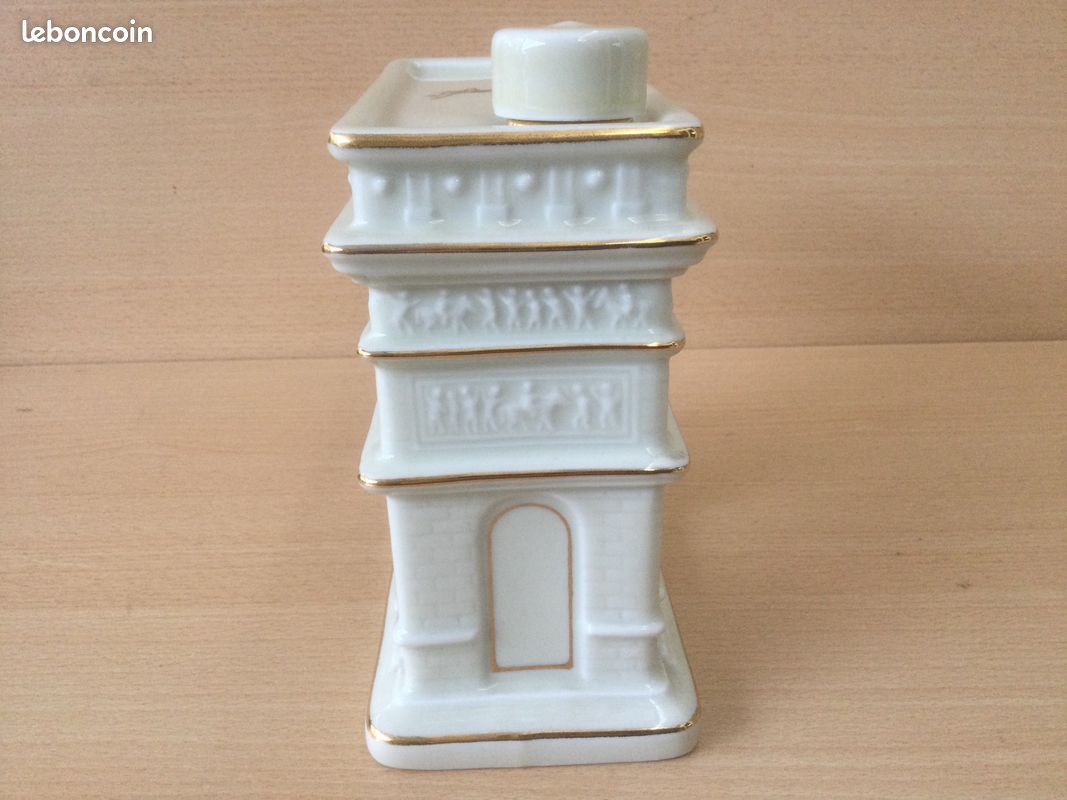 Bouteille cognac HINE Napoléon Arc de Triomphe en porcelaine +2 godets ,6 verres (image 5)