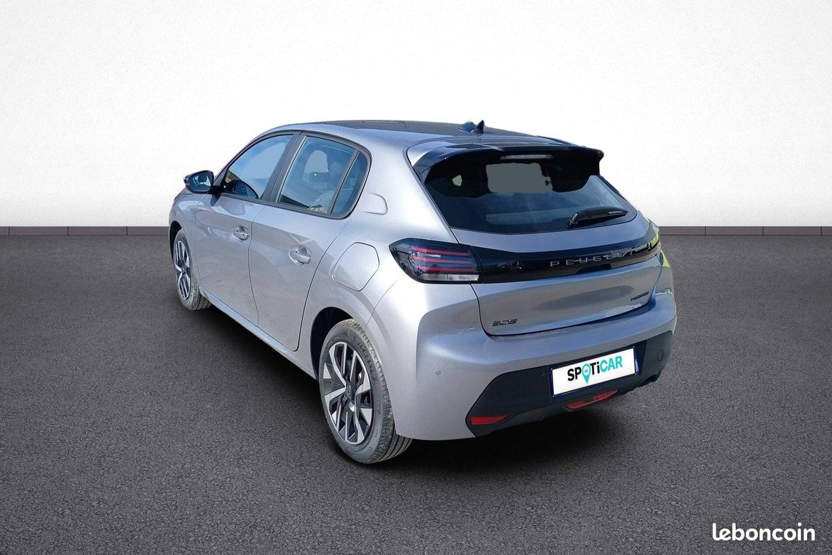 PEUGEOT 208 Hybrid 110 ch e-DCS6 Style (image 4)