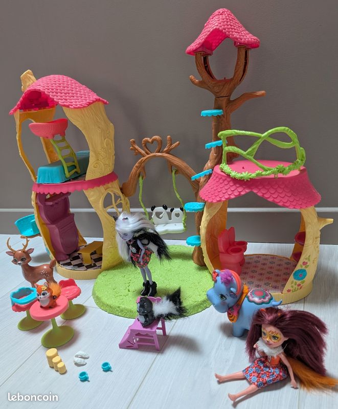 Maison et personnages enchantimals Panda très bon état (image 3)