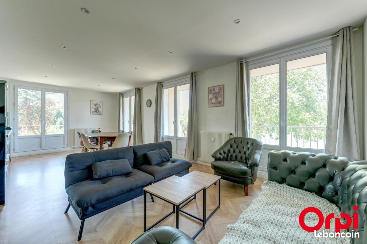 Appartement 3 pièces 76 m² · à Caluire-Et-Cuire · 76 m² · 325 000 €