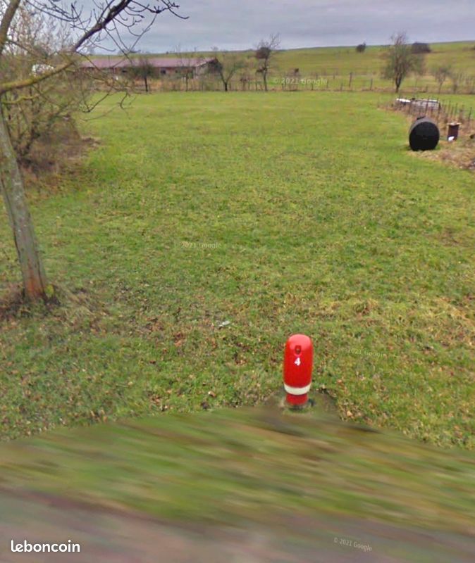 Beau terrain à bâtir, idéalement positionné · à Ambacourt · 57 500 €