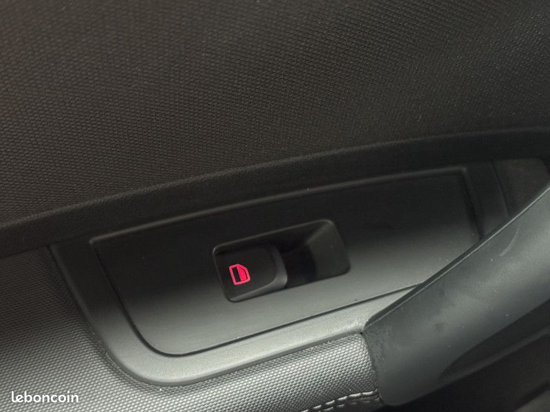 Audi A1 SPORTBACK 1.6 TDI 105CH FAP AMBITION à partir de 183,31/mois (image 38)