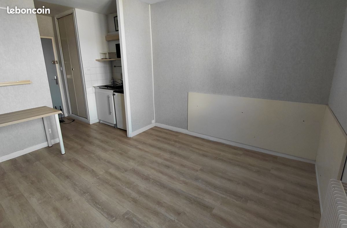 Appartement 1 pièce 19 m² · à Aubière · 19 m² · 360 €
