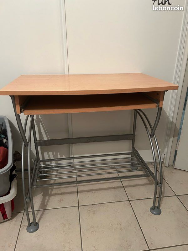 Bureau en bois et métal (image 3)