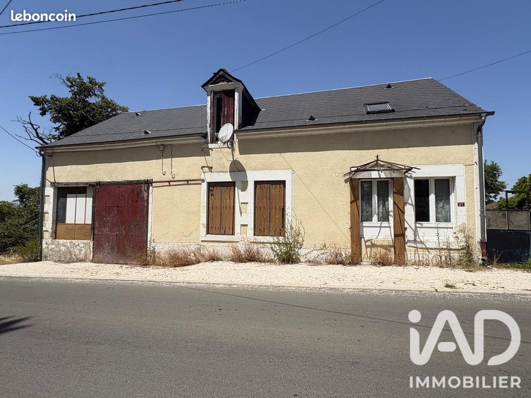Maison 5 pièces 92 m² · à Saint-Hilaire-de-Gondilly · 92 m² · 42 500 €