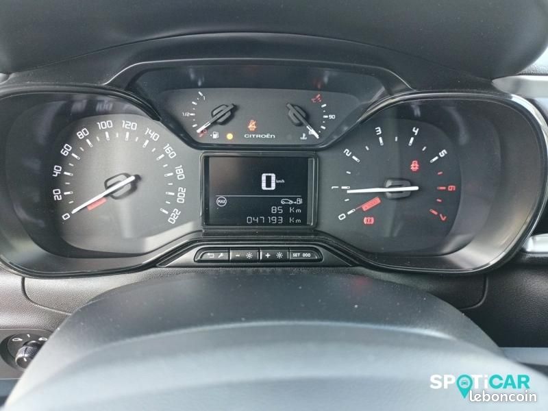 Citroen C3 1.2 PureTech 83ch S&S Feel 122-123g (image 10)