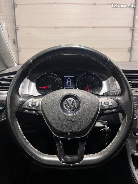 Volkswagen GOLF VII 1.6 TDI 110CH BLUEMOTION TECHNOLOGY FAP LOUNGE 5P (image 7)
