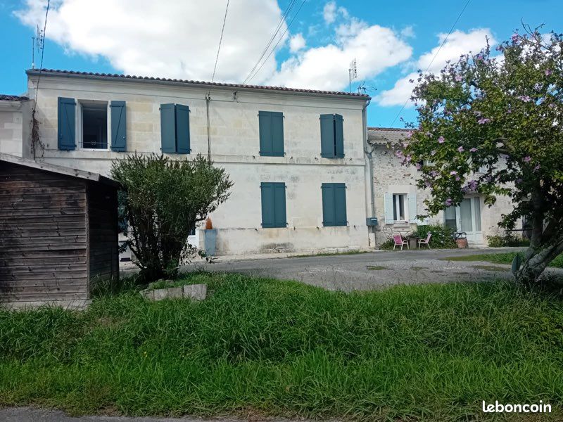 Maison 4 pièces 110 m² · à Rétaud · 110 m² · 800 €/mois