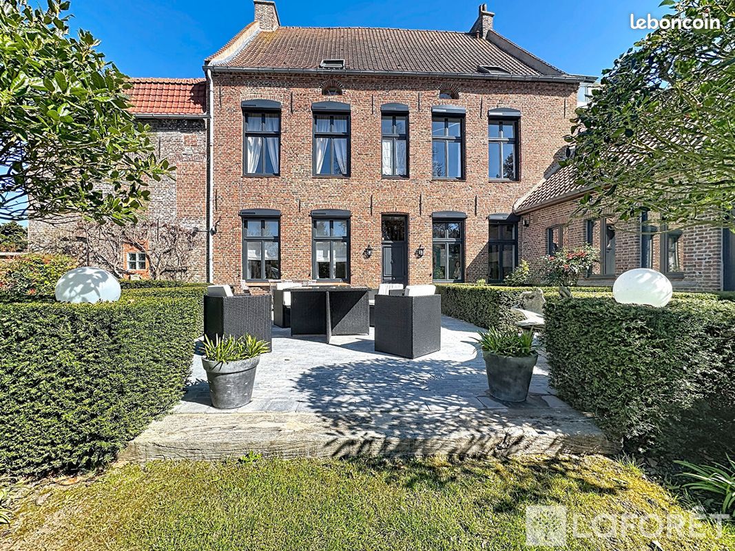 Maison 15 pièces 334 m² · à Saint-Venant · 334 m² · 655 000 €