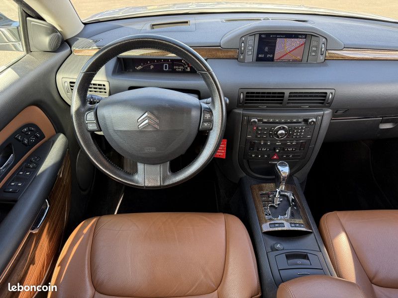Citroen C6 2.7 V6 HDI EXCLUSIVE FAP (image 18)