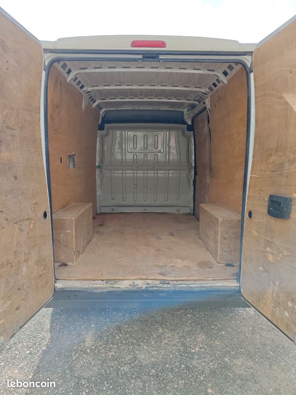 Peugeot boxer l2h2 2.0 bluehdi 110 access tva récupérable (image 4)