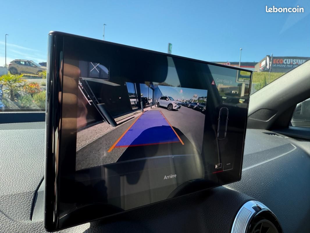 Audi Q2 35 TDI 150 S tronic 7 S-Line (image 25)