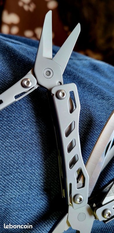 OUTIL MULTITOOL : Multitool 10 EN 1 (image 12)
