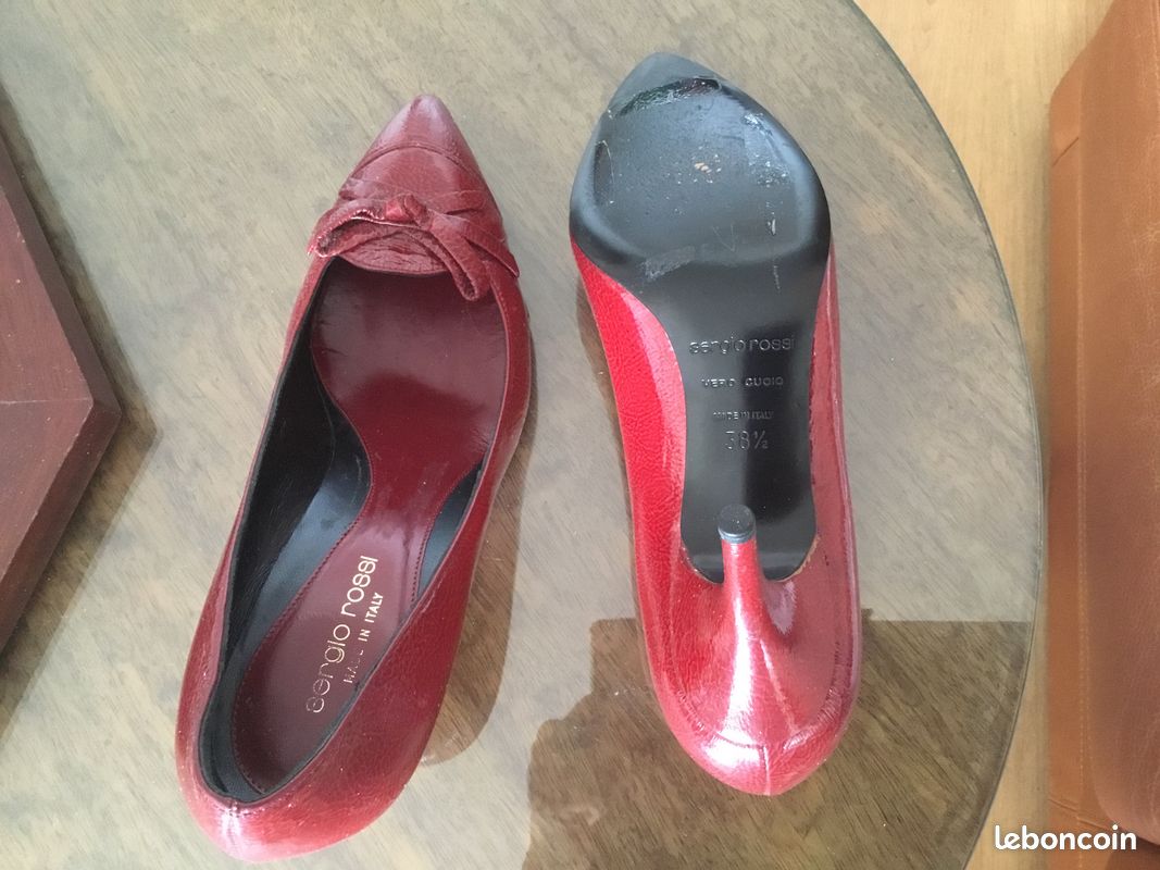 Escarpins Vernis Sergio Rossi - Taille 38, Cuir, Talons Moyens, Beige, Neufs Sans Boîte