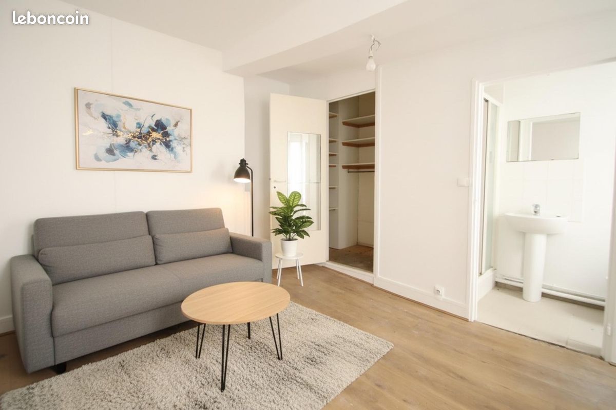 Appartement 1 pièce 24 m² · à Versailles · 24 m² · 175 000 €