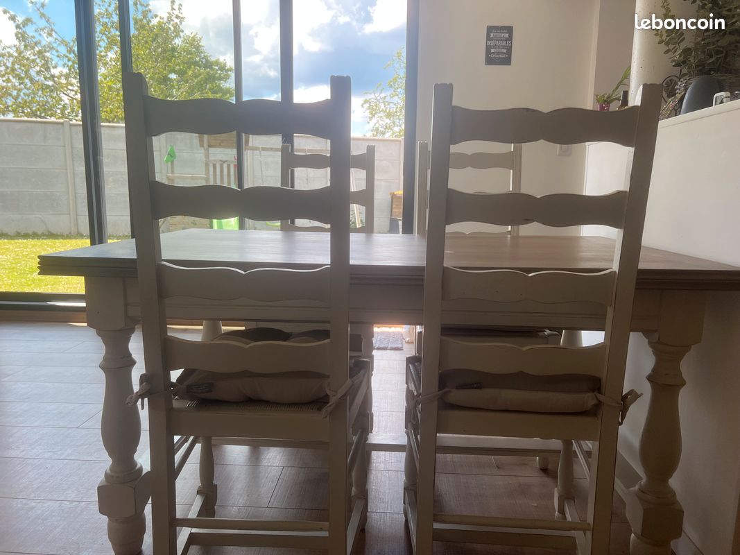 Table à manger et chaises (image 2)