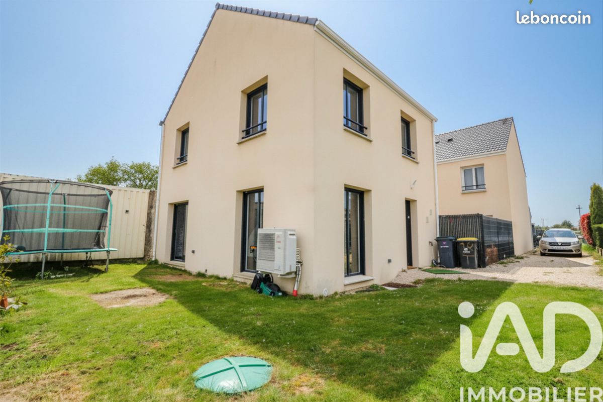 Maison 4 pièces 93 m² · à Toussus-le-Noble · 93 m² · 419 000 €