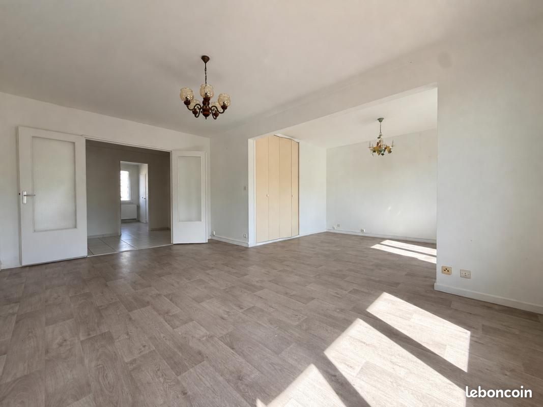 Appartement 4 pièces 79 m² · à Rive-de-Gier · 79 m² · 89 000 €