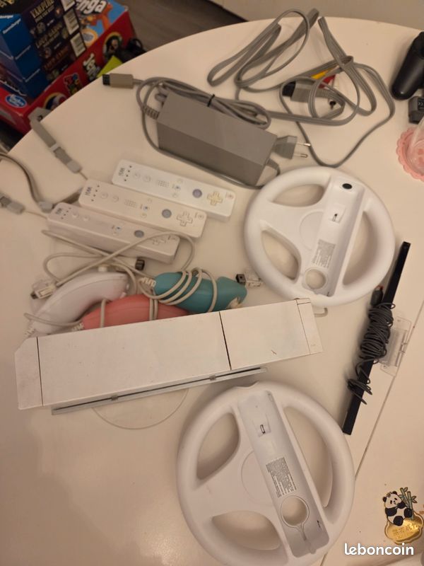 Pack complet Console Nintendo Wii (Blanche) avec de nombreux accessoires - Bon état général et fonctionnel (image 1)