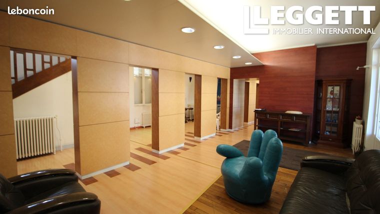 https://img.leboncoin.fr/api/v1/lbcpb1/images/6e/0f/ef/6e0fefc54d5a5ee71b32fcd629b888d6a6a3423c.jpg?rule=ad-image