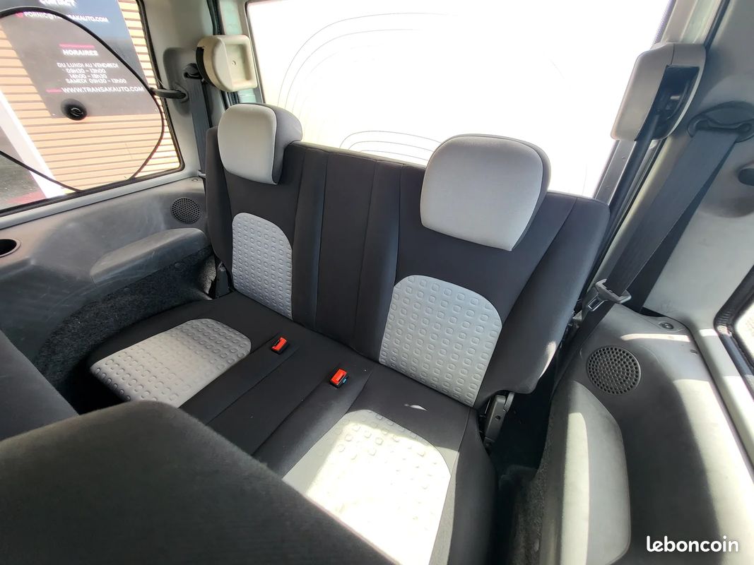 Fiat doblo family 1.9 mjt / 7 places / distri + embrayage + vidange + bougies + vanne egr neuve (image 12)