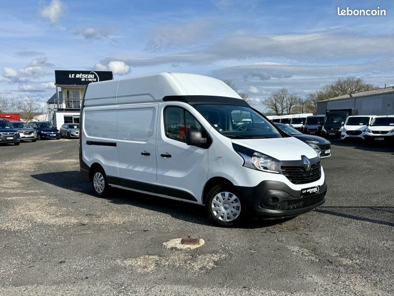 Renault TRAFIC III FG L2H2 DCI 125CH ENERGY CONFORT / ATTELAGE / CLIM / RÉGULATEUR (image 2)
